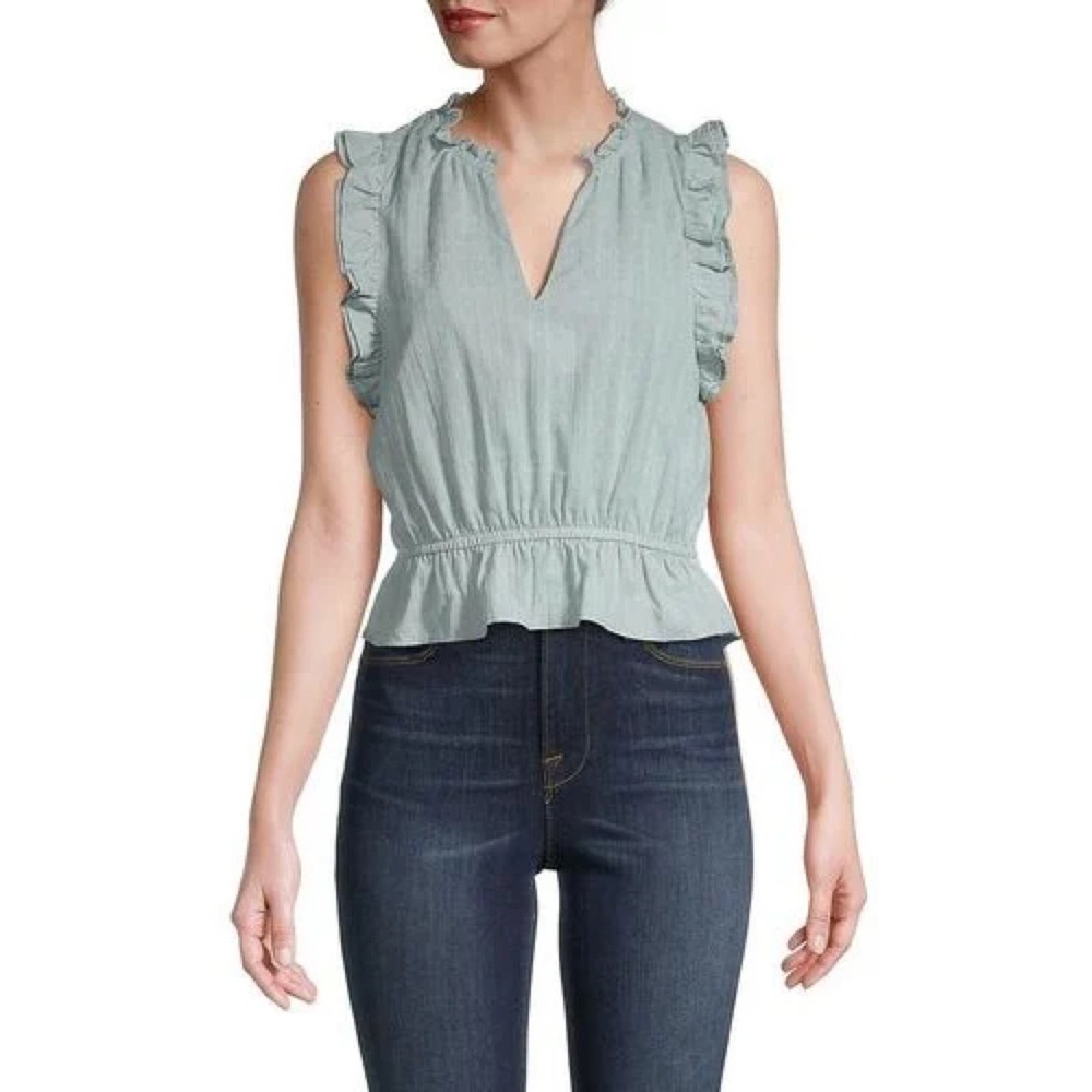 BB Dakota by Steve Madden Are You Frill Top in Sea Mist Size M